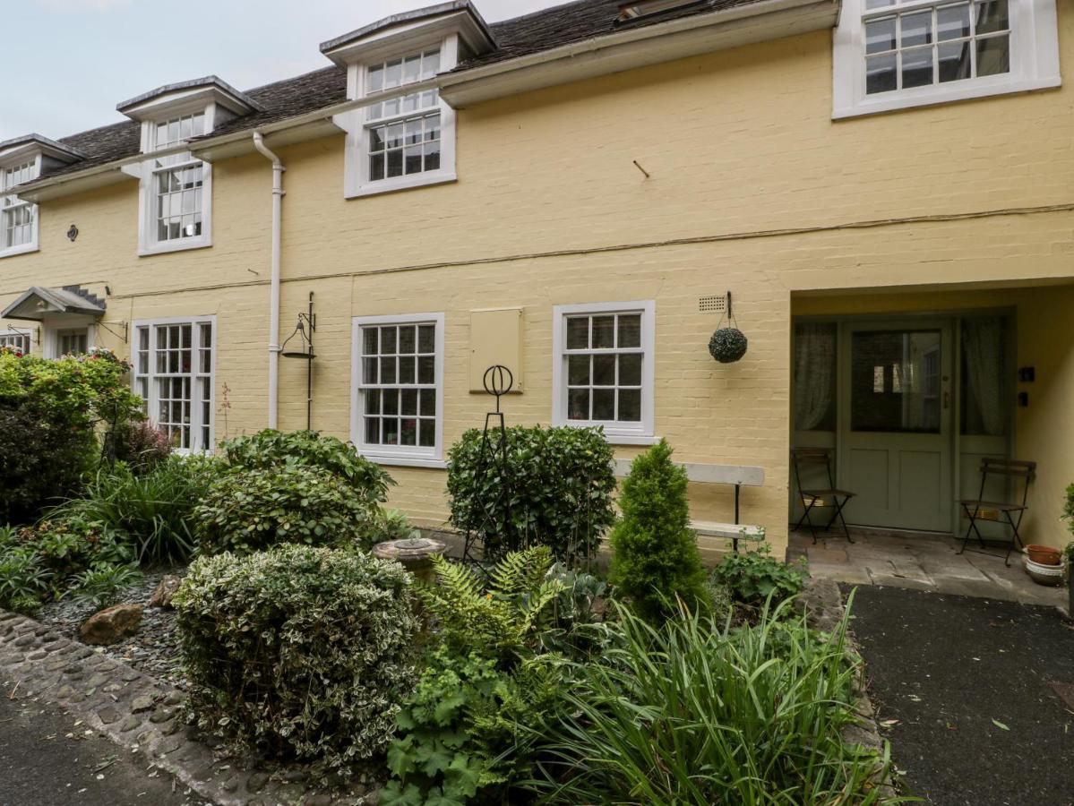138D Old Star & Garter Mews Villa Ludlow Luaran gambar