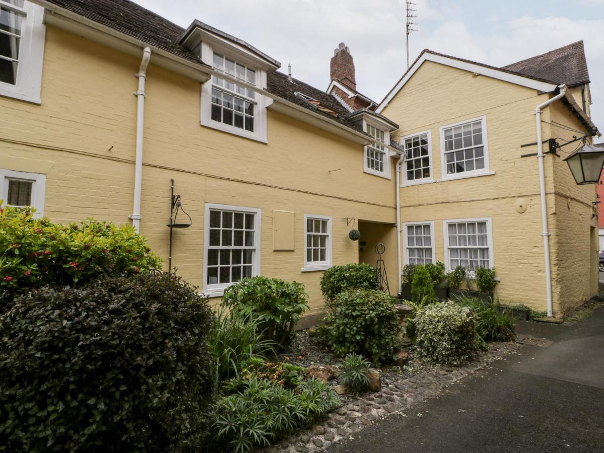 138D Old Star & Garter Mews Villa Ludlow Luaran gambar