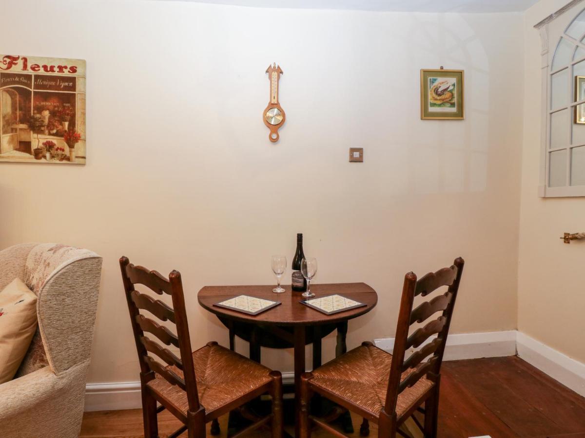 138D Old Star & Garter Mews Villa Ludlow Luaran gambar