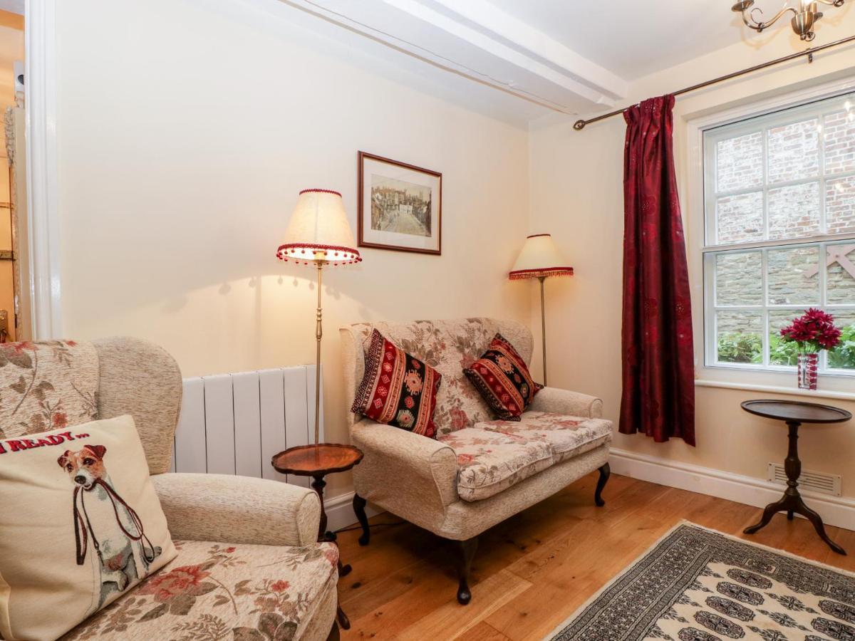 138D Old Star & Garter Mews Villa Ludlow Luaran gambar