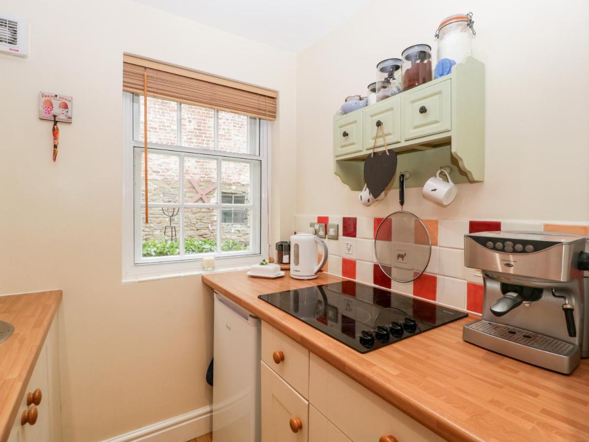 138D Old Star & Garter Mews Villa Ludlow Luaran gambar